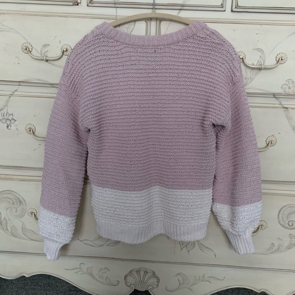 Abercrombie and Fitch Women’s Two Tone Sweater - Picture 3 of 4